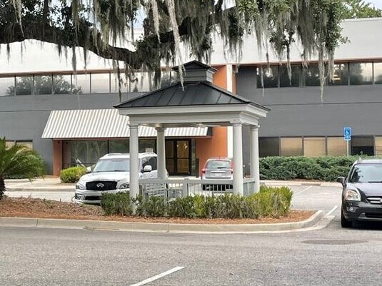 More Photos Of 400 Mall Blvd, Savannah Unknown For Lease