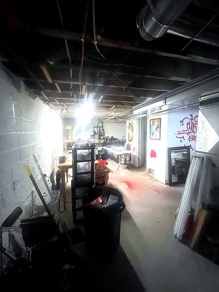 More Photos Of 1828-1832 E 35th St, Minneapolis Storefront For Lease