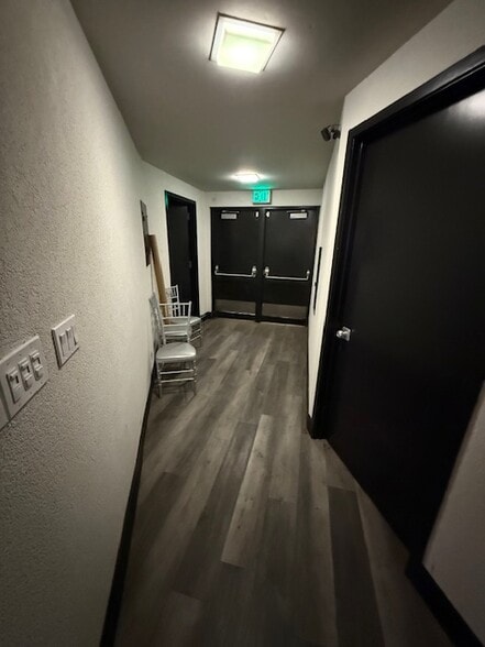 More Photos Of 2007 Yosemite Blvd, Modesto Office For Lease