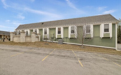 More Photos Of 8877 Bourgade St, Lenexa Office For Sale