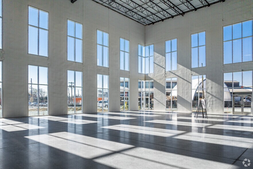 More Photos Of 40 Enterprise Ave, Lawrence Township Distribution For Lease