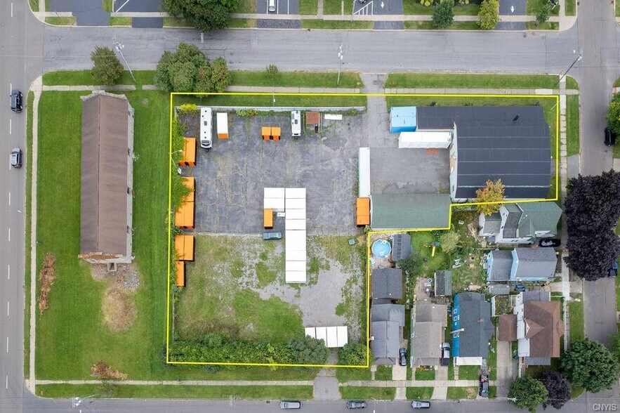 More Photos Of 17-19 W Albany St, Oswego Self Storage For Sale