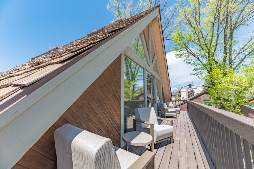 More Photos Of 515 N Beaver St, Flagstaff Loft Creative Space For Sale