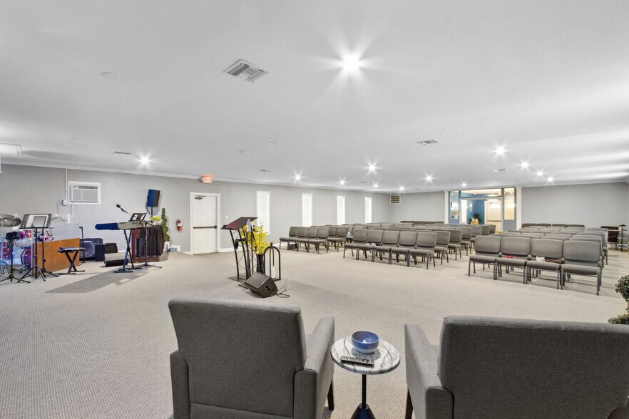 More Photos Of 1080 Olive St, Fernandina Beach Religious Facility For Sale