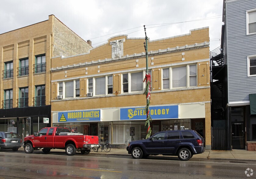Primary Photo Of 3007-3011 N Lincoln Ave, Chicago Storefront Retail Residential For Lease
