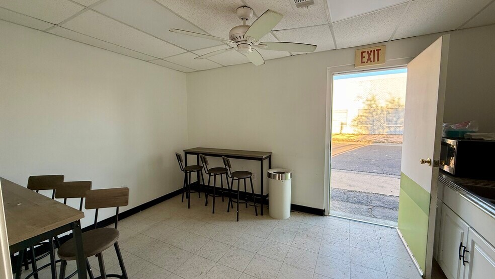 More Photos Of 2800 W Wall St, Midland Auto Dealership For Sale