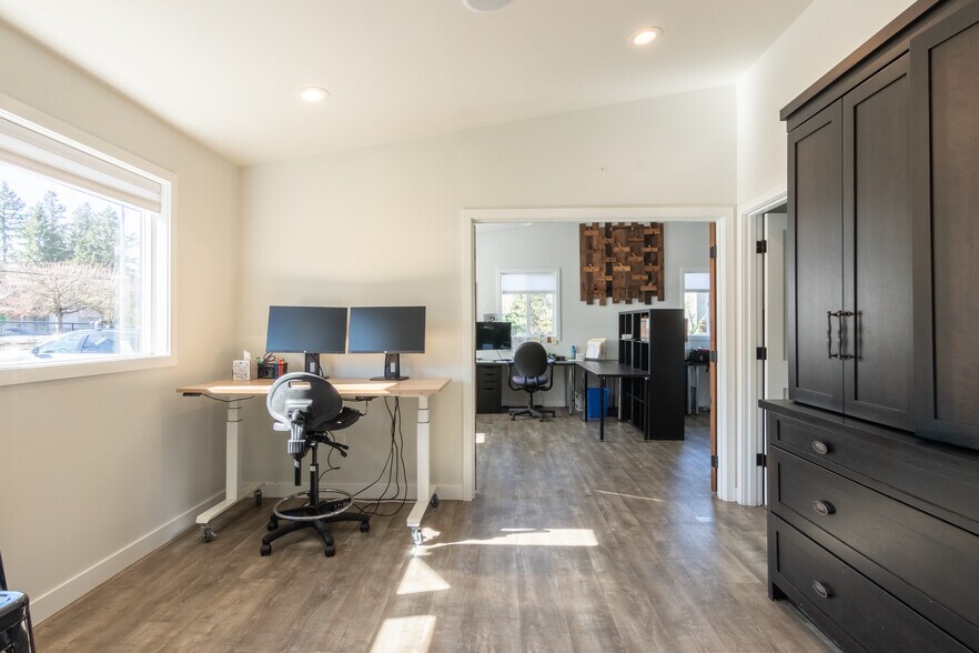 More Photos Of 9645-9655 SW Beaverton Hillsdale Hwy, Beaverton Medical For Sale