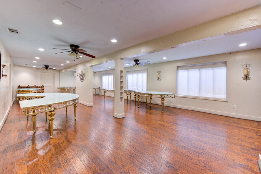 More Photos Of 3600 Michaux St, Houston Lodge Meeting Hall For Sale
