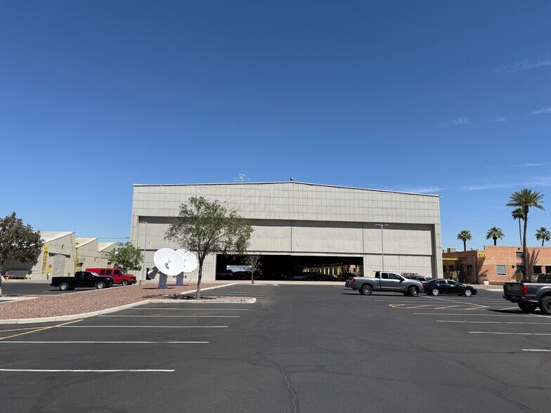 More Photos Of 1300 S Litchfield Rd, Goodyear Unknown For Lease
