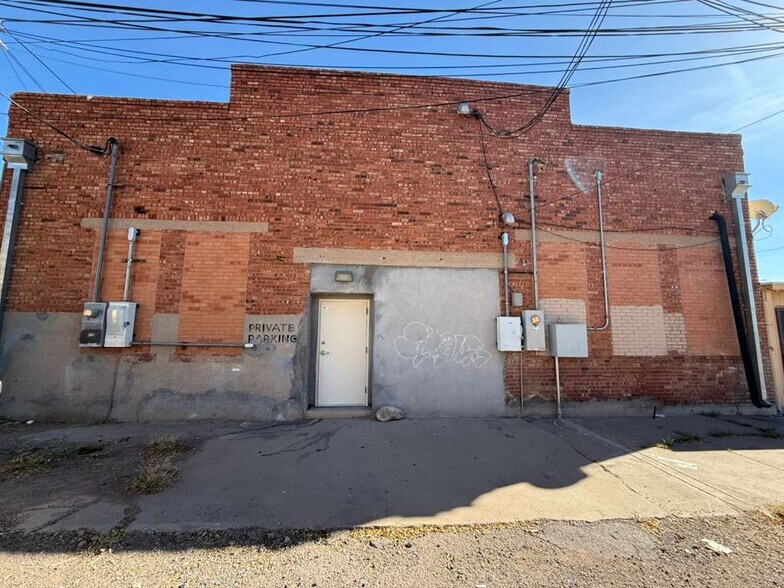 More Photos Of 936 N F Ave, Douglas Storefront Retail Office For Sale