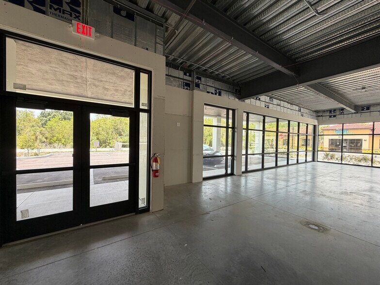 More Photos Of 13811 Metropolis Ave, Fort Myers Office For Sale
