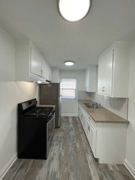 More Photos Of 1513 S Arlington Ave, Los Angeles Apartments For Sale
