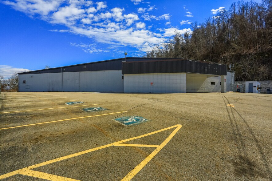 More Photos Of 144-148 Pennsylvania Ave, Charleroi Food Processing For Sale