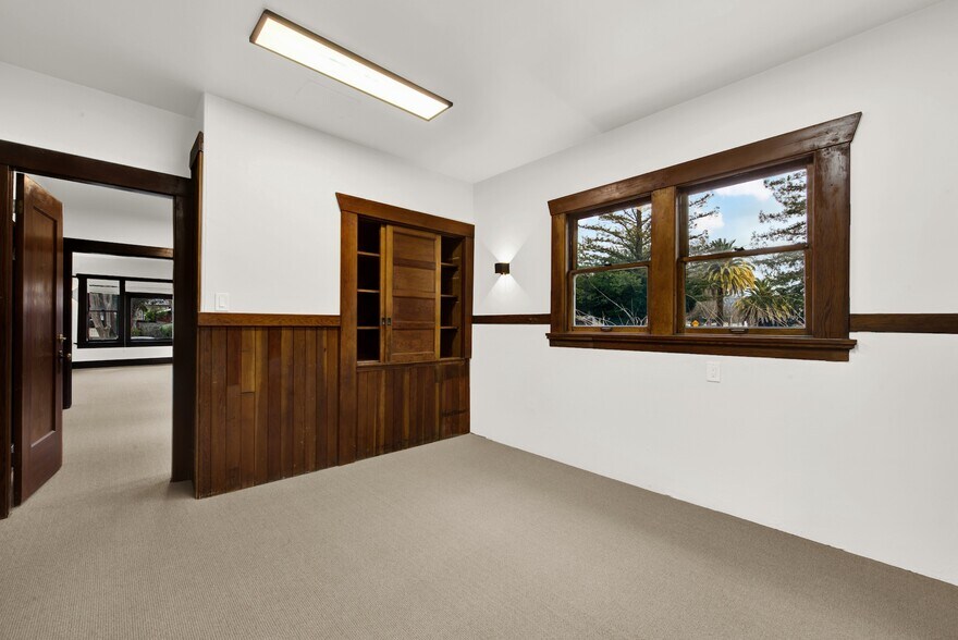More Photos Of 1763 2nd St, Napa Office Residential For Sale