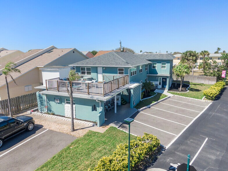 More Photos Of 7709 Ridgewood Ave, Cape Canaveral Apartments For Sale