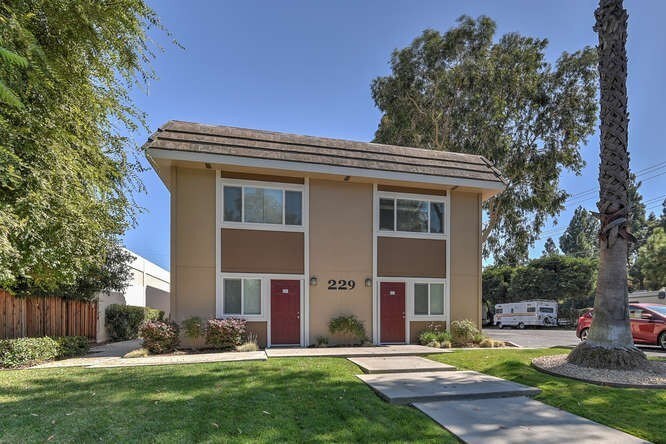More Photos Of 229 Polaris Ave, Mountain View Office For Lease