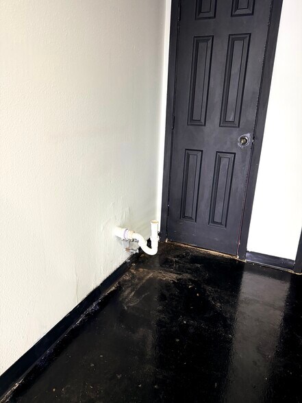More Photos Of 713 W Southwest Loop 323, Tyler Unknown For Lease