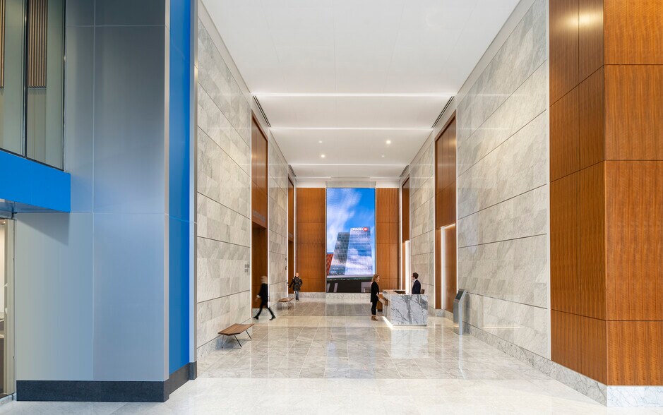 More Photos Of 790 N Water St, Milwaukee Office For Lease