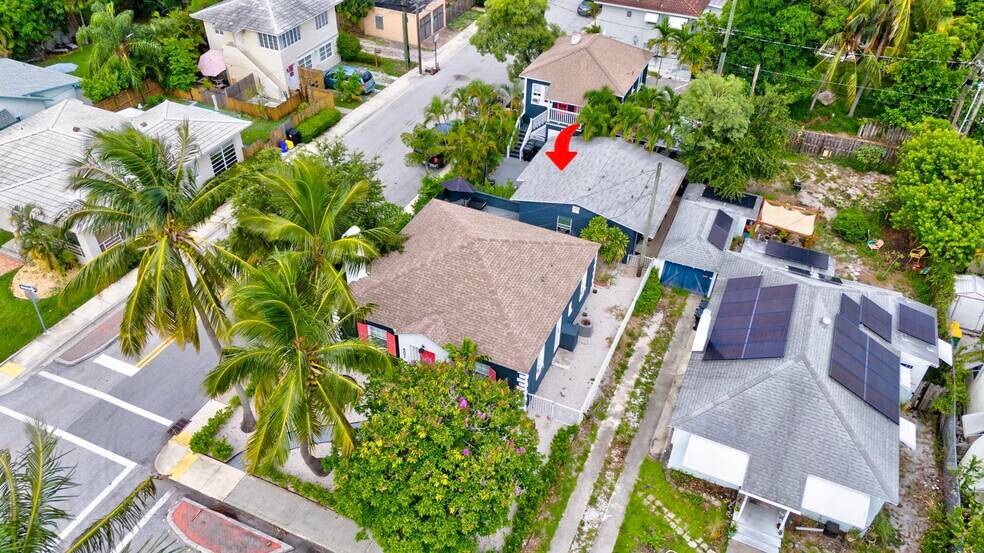 More Photos Of 417 N J St, Lake Worth Beach Apartments For Sale