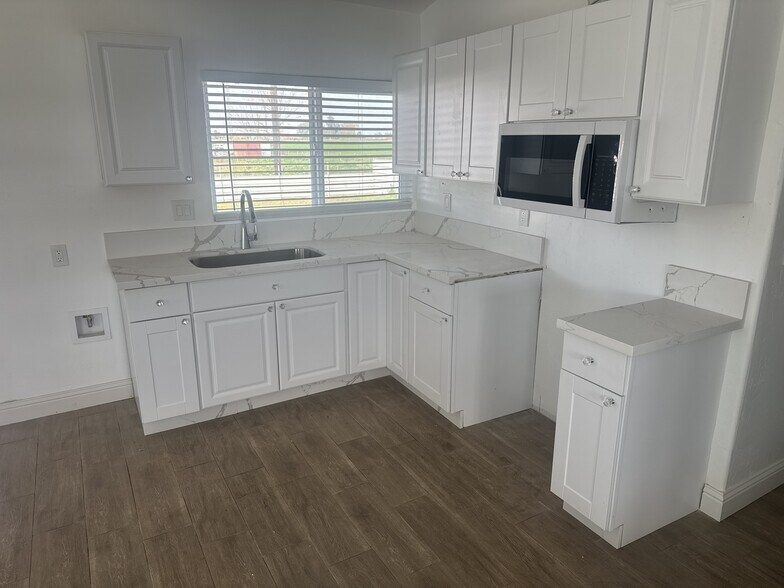 More Photos Of 6873 20th Ave, Lemoore Land For Sale