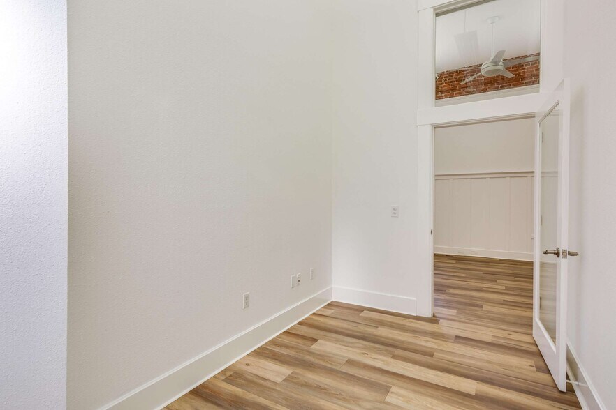 More Photos Of 210 Washington Ave, Richmond Loft Creative Space For Lease
