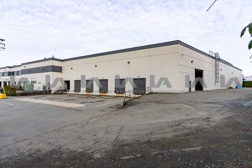 More Photos Of 18800-18806 96th Ave, Surrey Warehouse For Lease