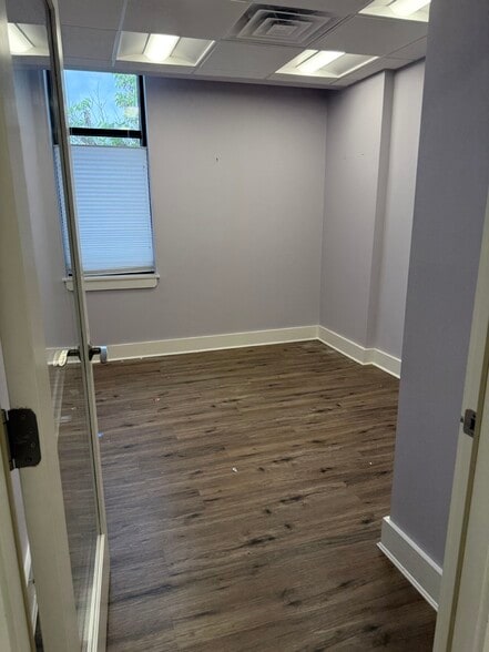 More Photos Of 10 Julia Ln, Cold Spring Loft Creative Space For Lease