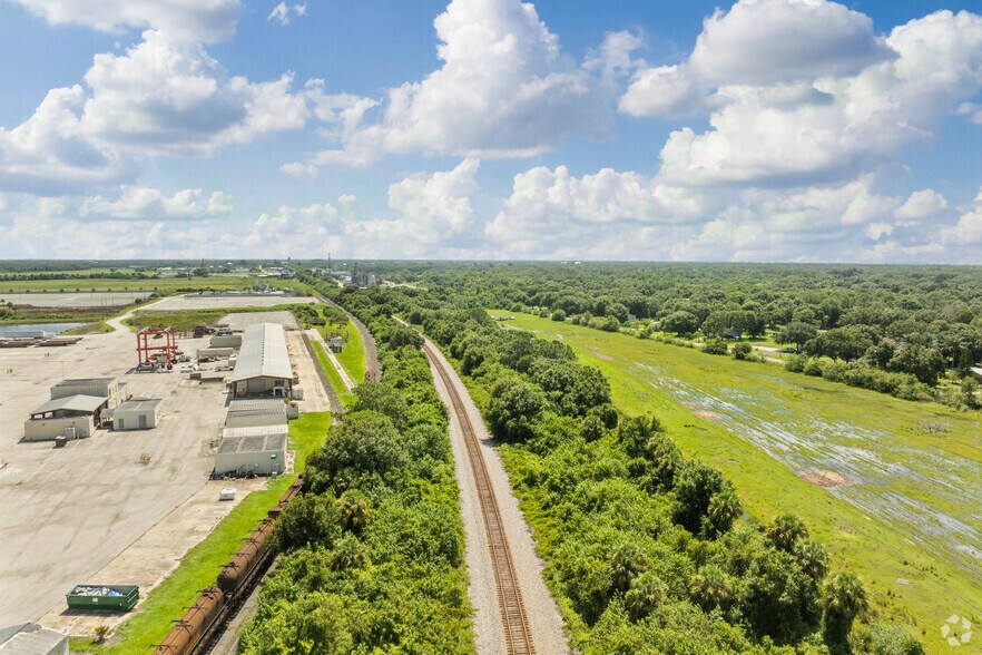 More Photos Of NW 8th St, Okeechobee Land For Lease