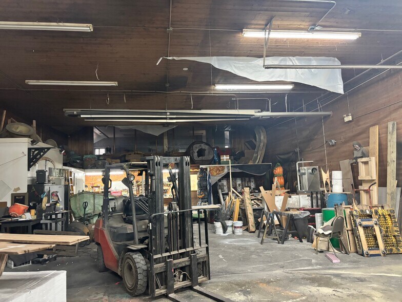 More Photos Of 328 N Grand Ave, Poughkeepsie Warehouse For Sale