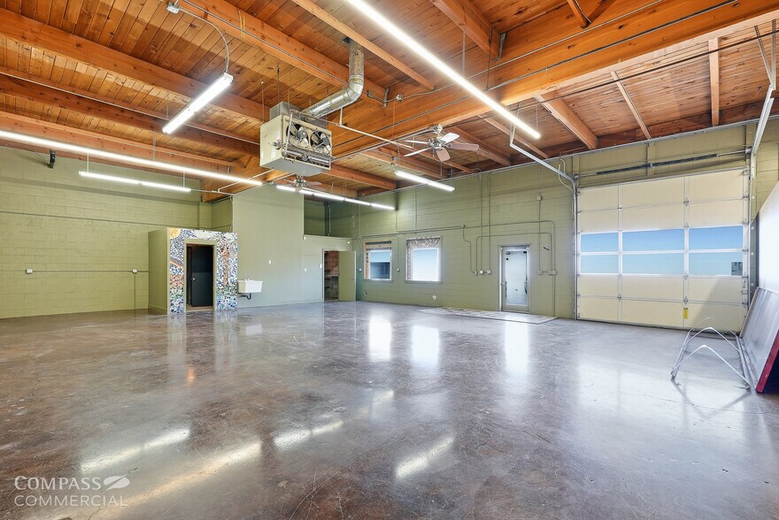 More Photos Of 180 & 190 NE Irving Avenue, Bend Office For Sale