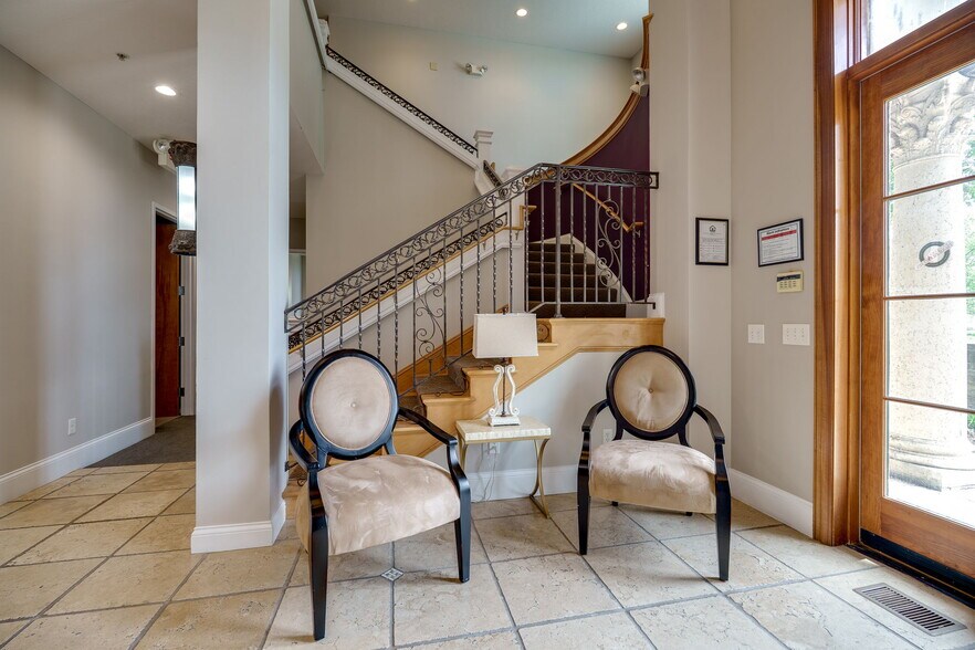 More Photos Of 2496 Commons Blvd, Dayton Loft Creative Space For Sale