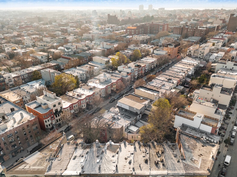 More Photos Of , Brooklyn General Retail For Sale