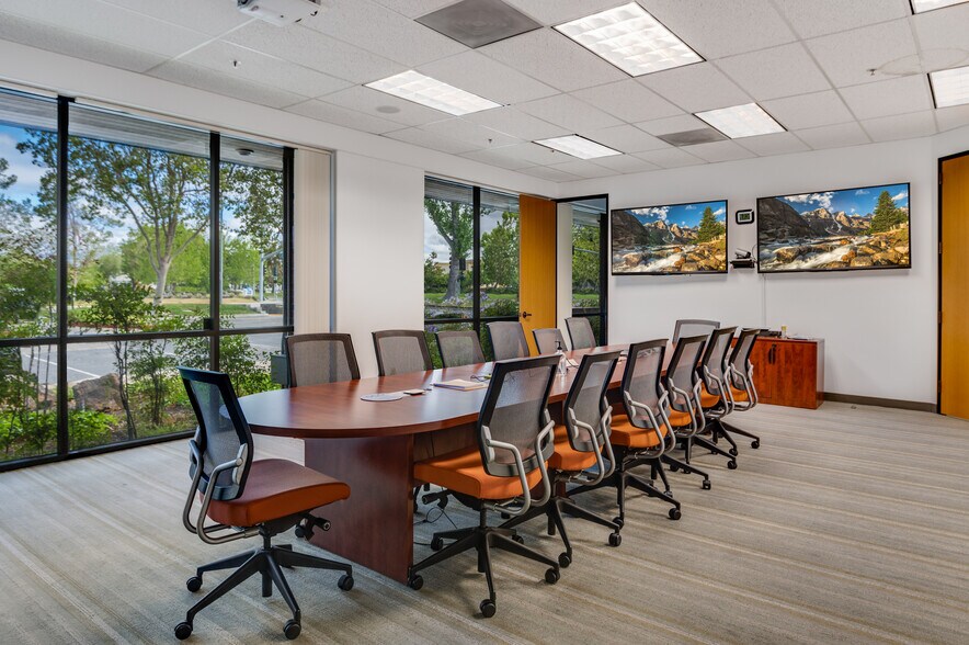 More Photos Of 3400-3450 W Warren Ave, Fremont Warehouse For Sale