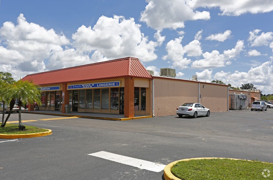More Photos Of 3633 Cortez Rd W, Bradenton Storefront For Lease