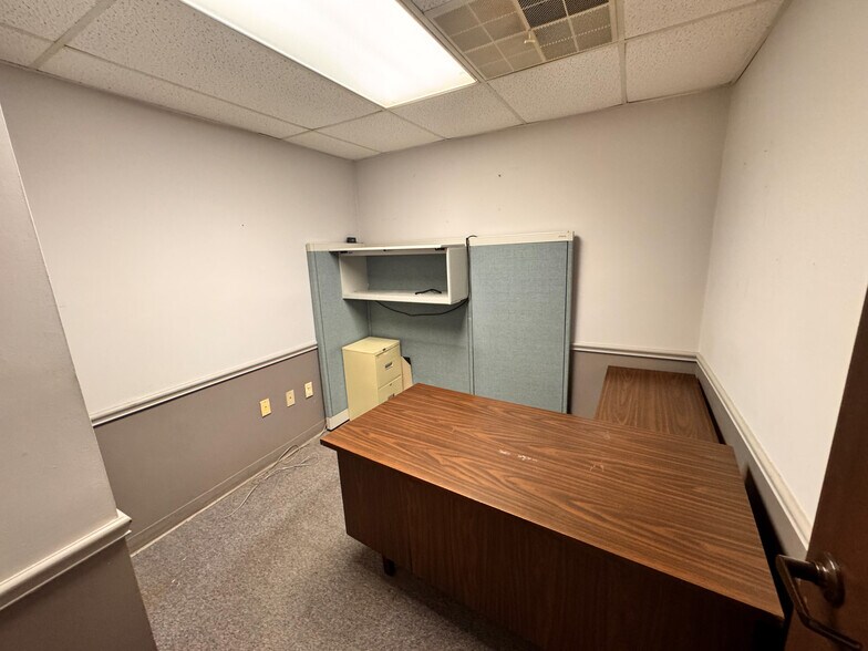 More Photos Of 55 E Main St, Carrollton Office For Sale