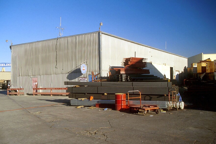 Primary Photo Of 8332 Case St, La Mesa Manufacturing For Lease