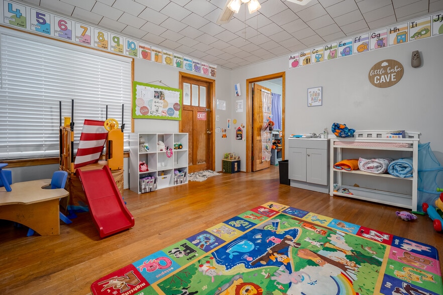 More Photos Of 605 Main st, Velma Religious Facility For Sale