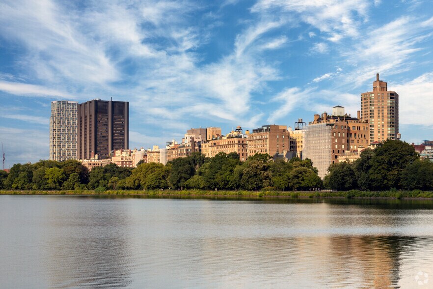 More Photos Of 1158 Fifth Ave, New York Coworking Space