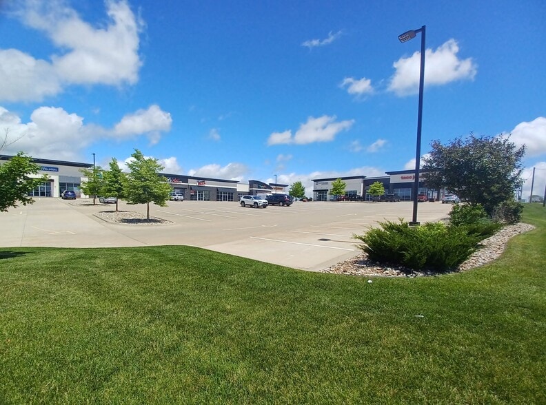 Primary Photo Of 3990 Blairs Ferry Rd NE, Cedar Rapids Unknown For Lease