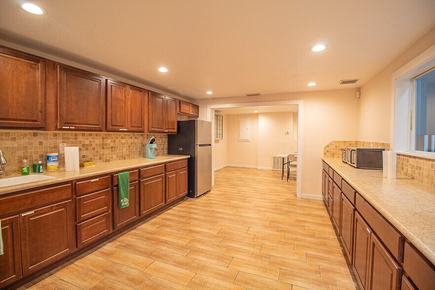 More Photos Of 8261 Burnt Store Rd, Punta Gorda Warehouse For Sale