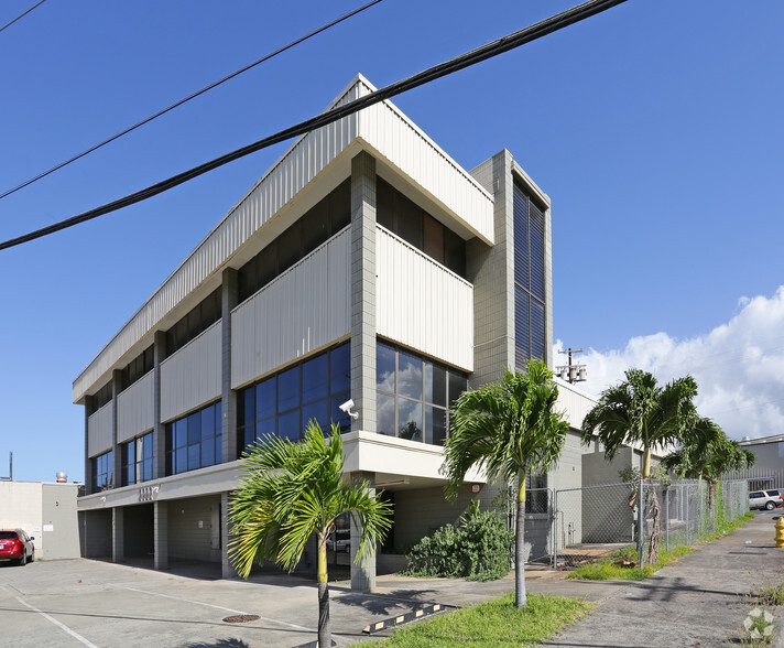 Primary Photo Of 2222 Kamehameha Hwy, Honolulu Warehouse For Lease