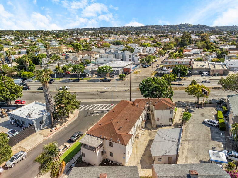 More Photos Of 1655 Carmona Ave, Los Angeles Multifamily For Sale