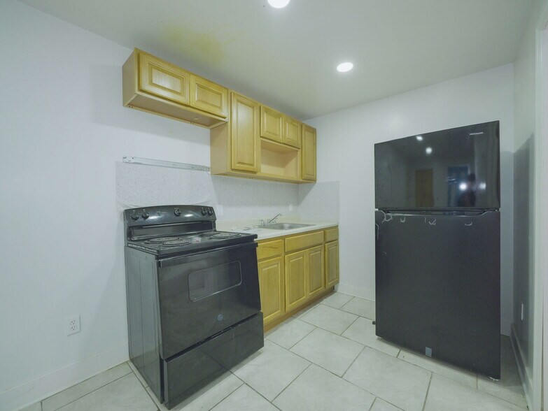 More Photos Of 81 William St, Newburgh Multifamily For Sale