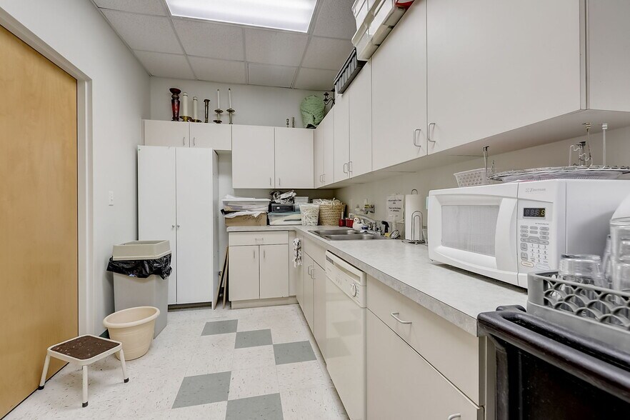 More Photos Of 451 Riviera Dr NE, Palm Bay Religious Facility For Sale