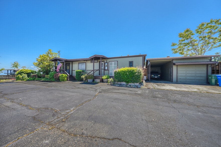 More Photos Of 2776 Lakeshore Blvd, Lakeport Manufactured Housing Mobile Home Park For Sale