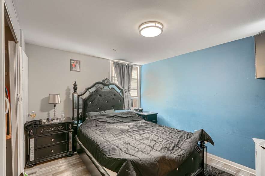 More Photos Of 5461 Cedonia Ave, Baltimore Apartments For Sale