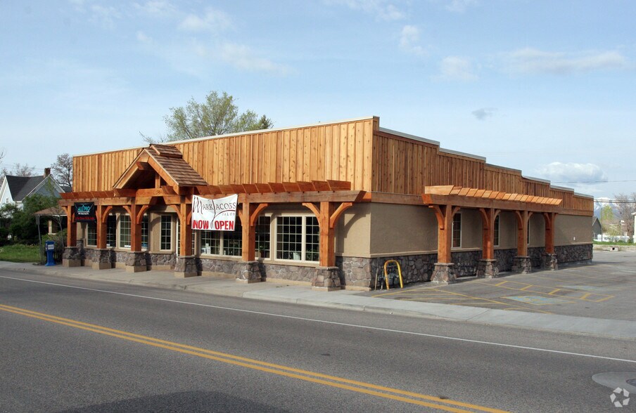 More Photos Of 62 S Main St, Alpine Freestanding For Lease