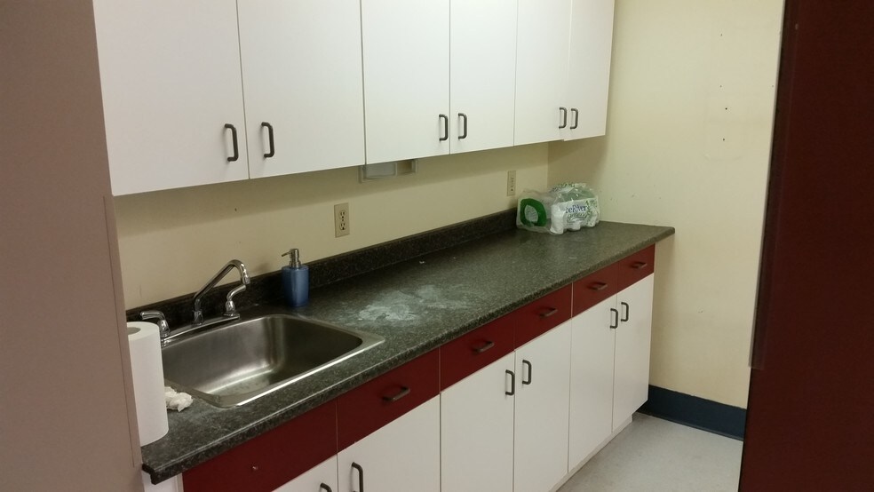 More Photos Of 8225 105th St, Edmonton Office For Lease