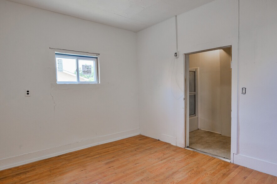 More Photos Of 512 San Juan St, Trinidad Flex For Sale