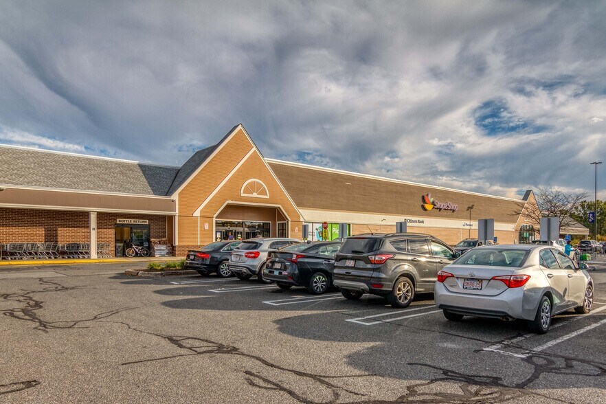 More Photos Of 660 Merrill Rd, Pittsfield General Retail For Lease